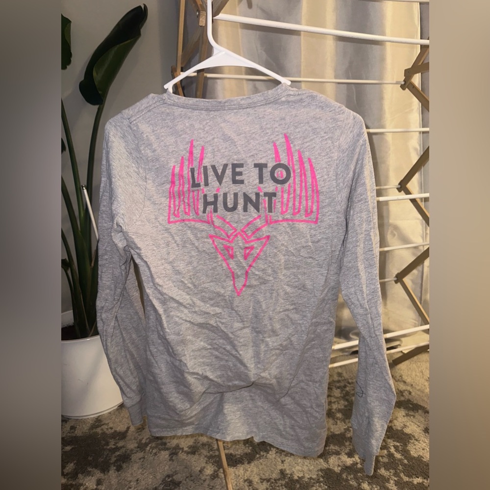 Legendary whitetails brand live to hunt long sleeve tee